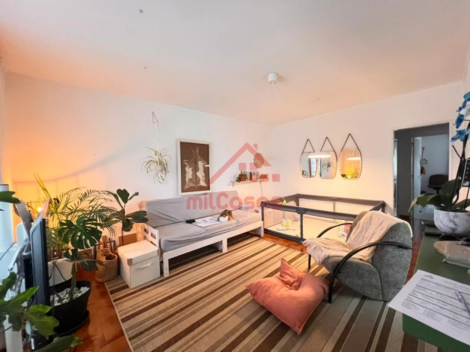 Apartamento T2 para Venda em Santa Maria, São Pedro e Matacães Foto 1