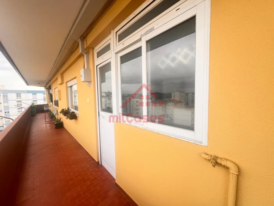 Apartamento T2 para Venda em Santa Maria, São Pedro e Matacães Foto 20