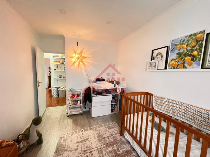 Apartamento T2 para Venda em Santa Maria, São Pedro e Matacães Foto 11