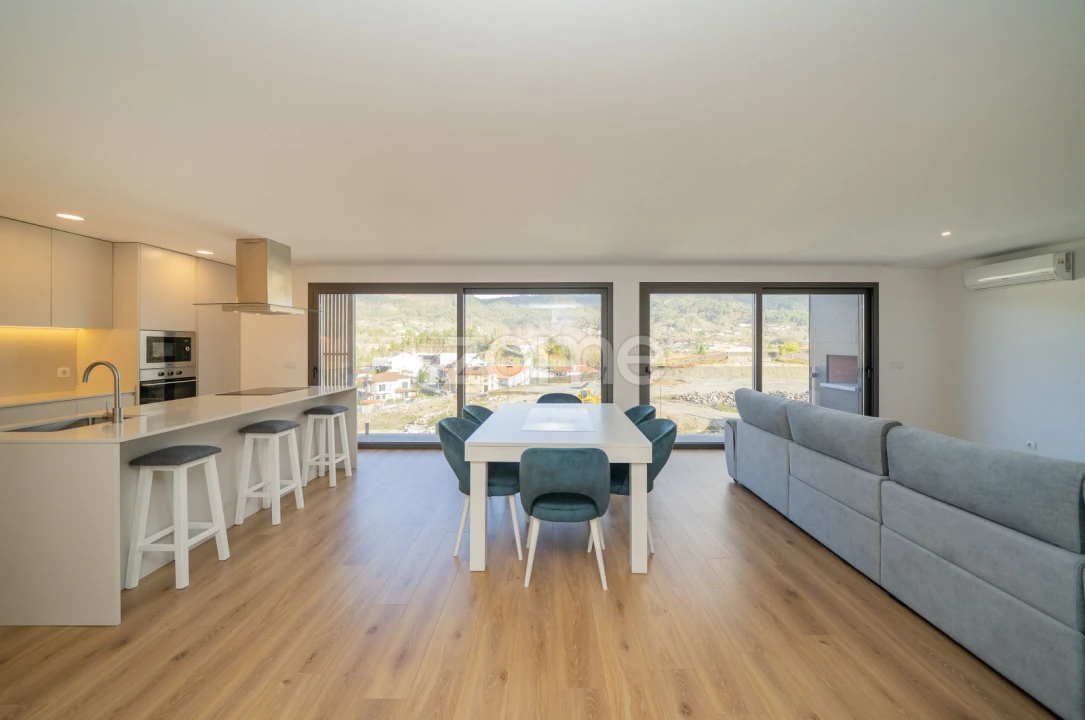 Apartamento T3 para Venda em Vieira do Minho Foto 5