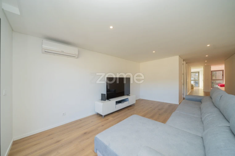 Apartamento T3 para Venda em Vieira do Minho Foto 13