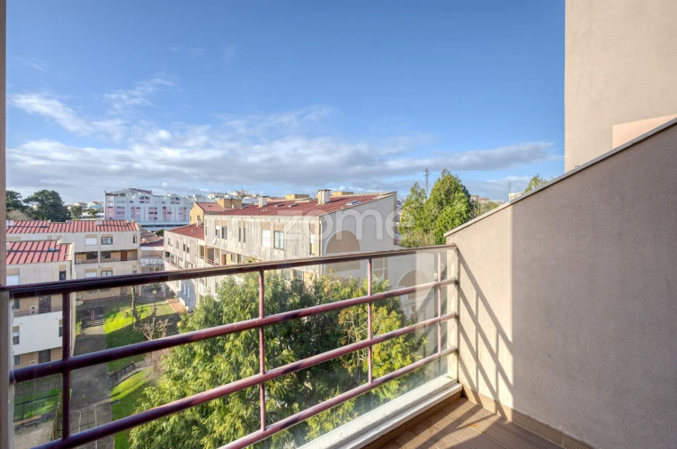 Apartamento T3 para Venda em Rio Tinto Foto 19