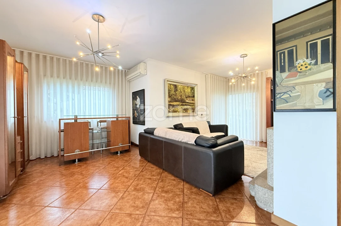 Moradia T3 para Venda em Brito Foto 14