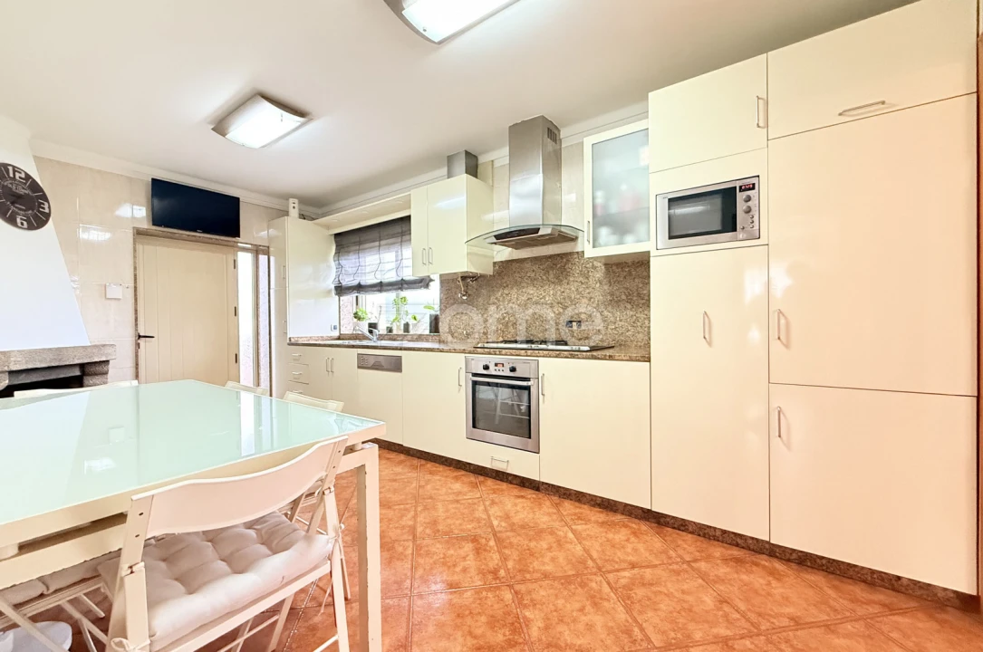 Moradia T3 para Venda em Brito Foto 17