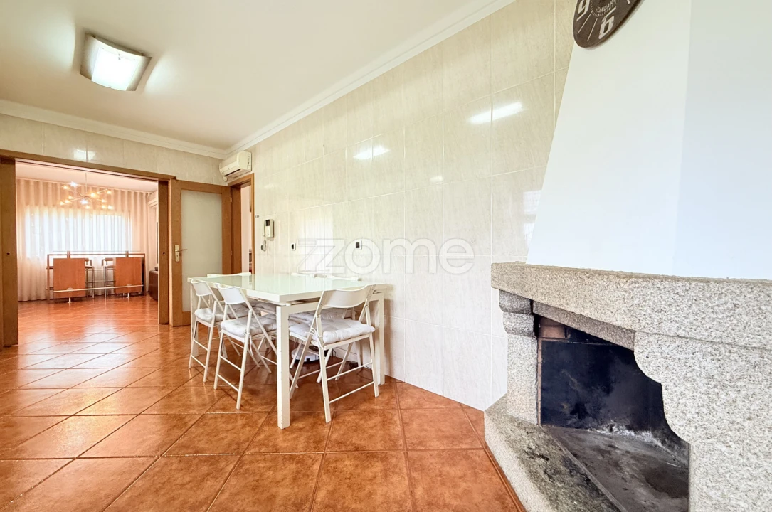 Moradia T3 para Venda em Brito Foto 20