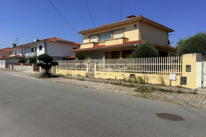 Moradia T3 para Venda em Brito