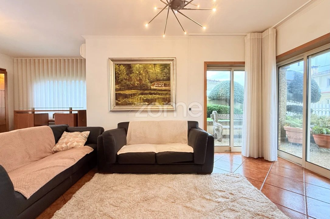 Moradia T3 para Venda em Brito Foto 7