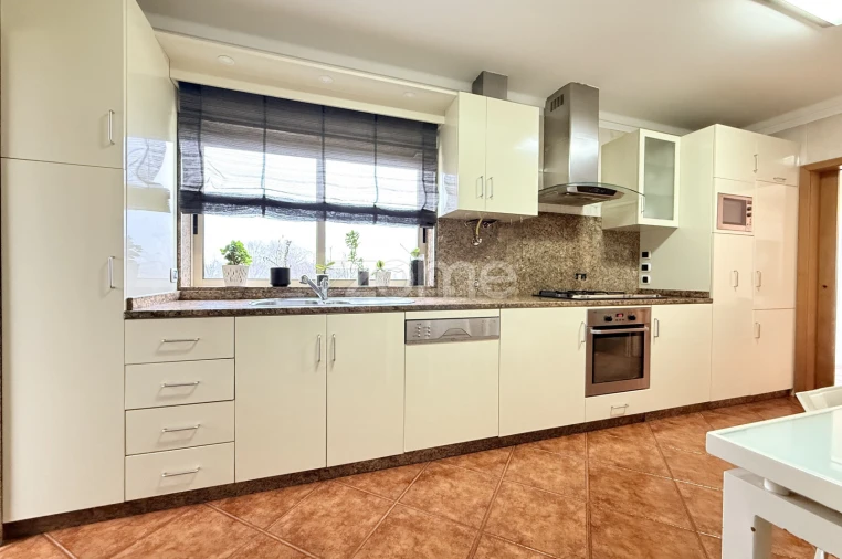 Moradia T3 para Venda em Brito Foto 15