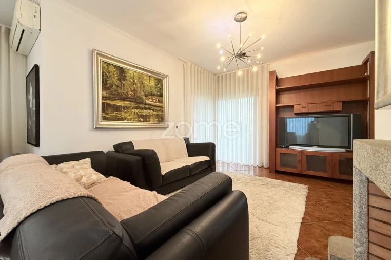 Moradia T3 para Venda em Brito Foto 10