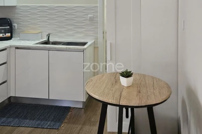Moradia T8 para Venda em Santo Antonio dos Olivais