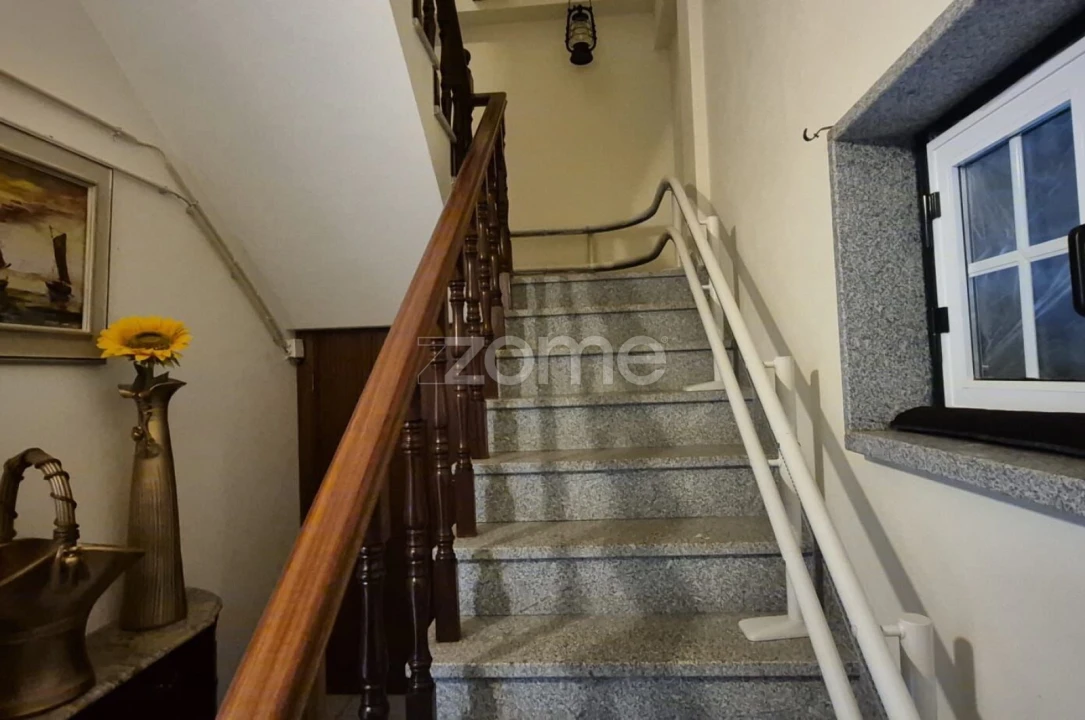 Moradia T4 para Venda em Vila Nova de Foz Côa Foto 58