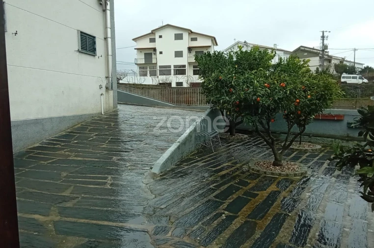Moradia T4 para Venda em Vila Nova de Foz Côa Foto 51