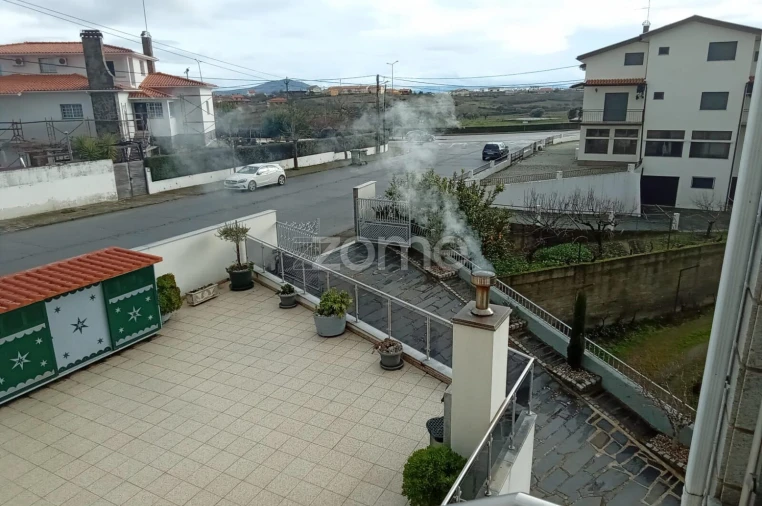 Moradia T4 para Venda em Vila Nova de Foz Côa Foto 39