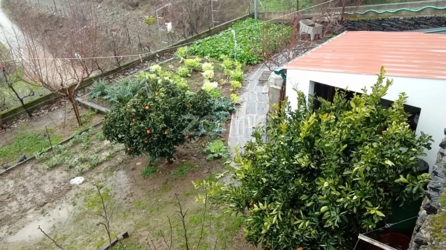 Moradia T4 para Venda em Vila Nova de Foz Côa