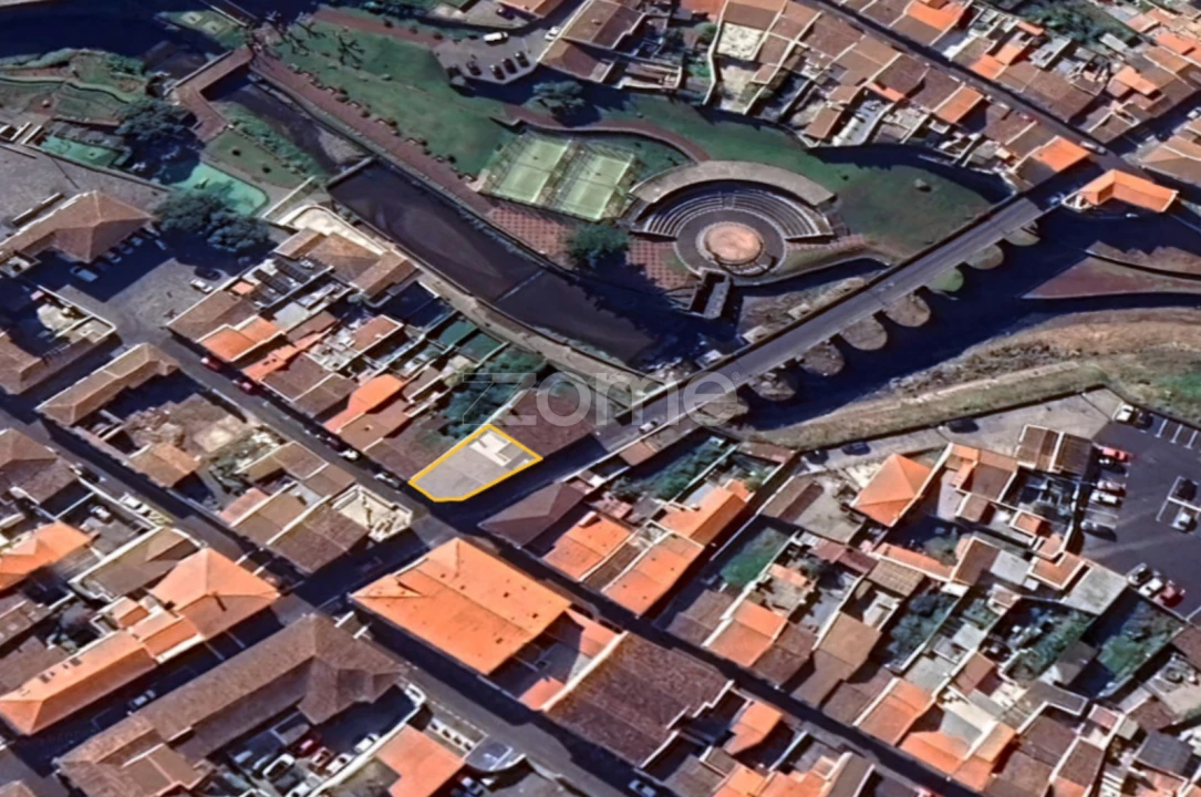 Moradia T5 para Venda em Ribeira Grande (Matriz) Foto 32