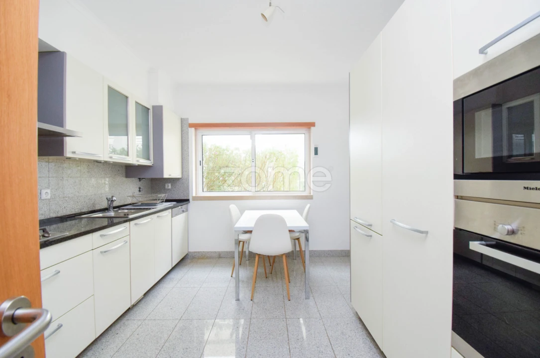 Apartamento T3 para Venda em Cascais e Estoril Foto 15