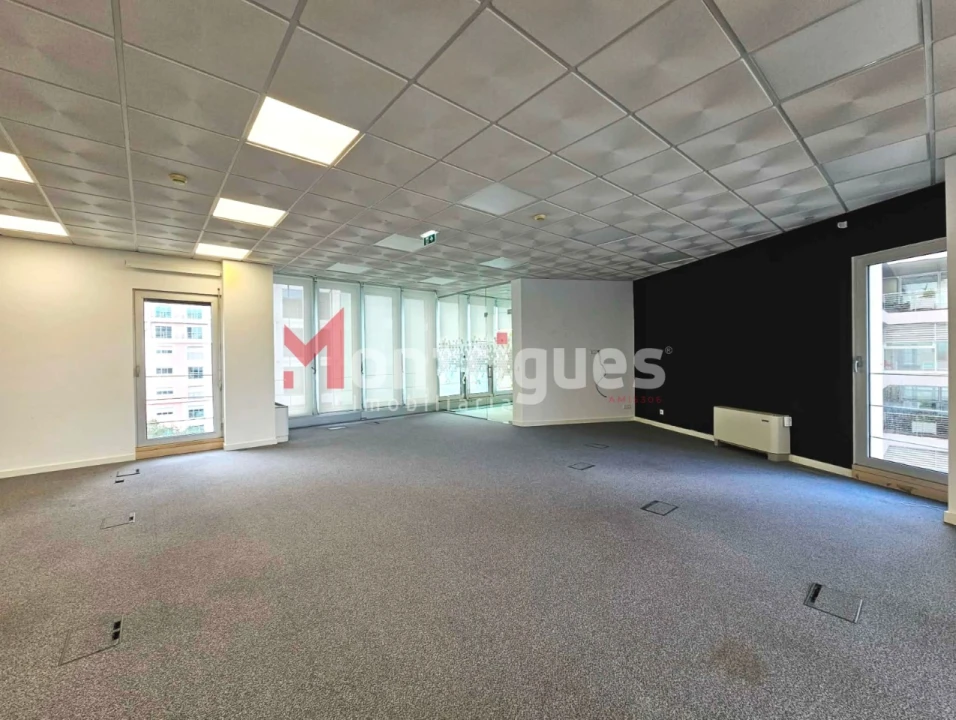 Escritório para Arrendamento em Parque das Nações Foto 2