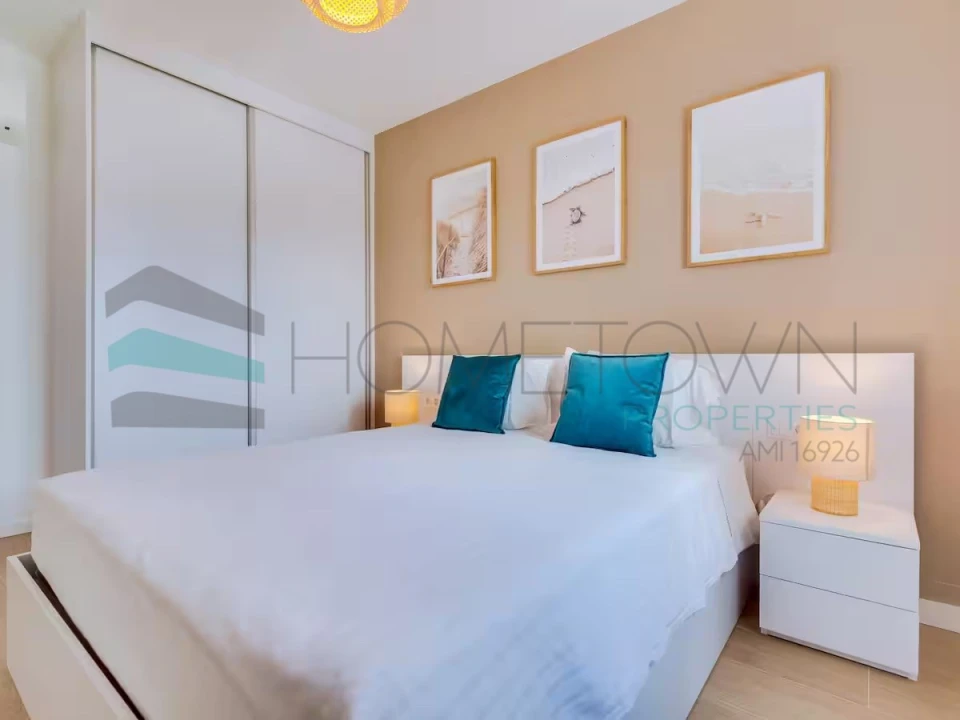 Apartamento T1 para Venda em Quarteira Foto 4