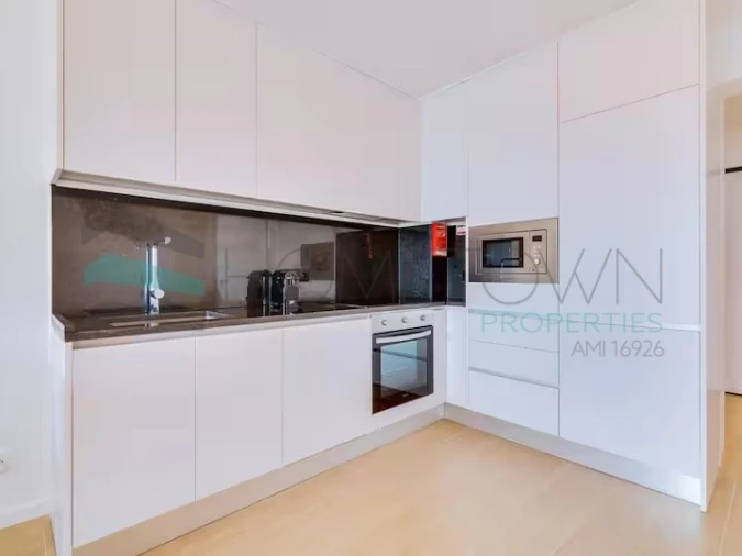 Apartamento T1 para Venda em Quarteira Foto 5