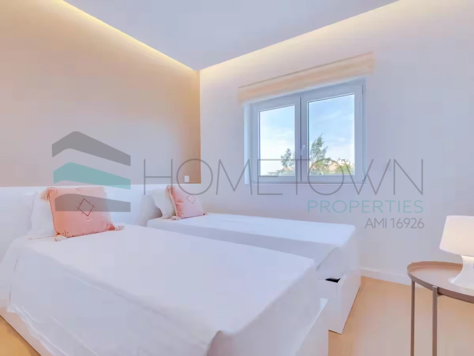 Apartamento T2 para Venda em Quarteira Foto 11