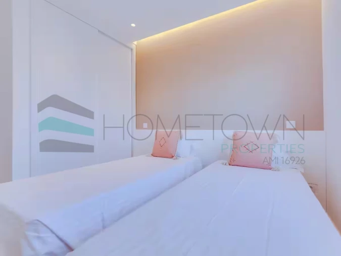 Apartamento T2 para Venda em Quarteira Foto 7