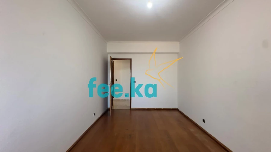 Apartamento T2 para Arrendamento em Castelo Branco Foto 11