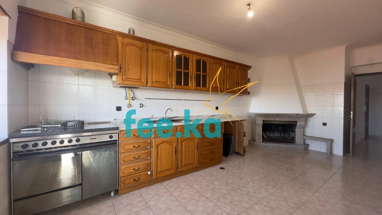 Apartamento T2 para Arrendamento em Castelo Branco Foto 4