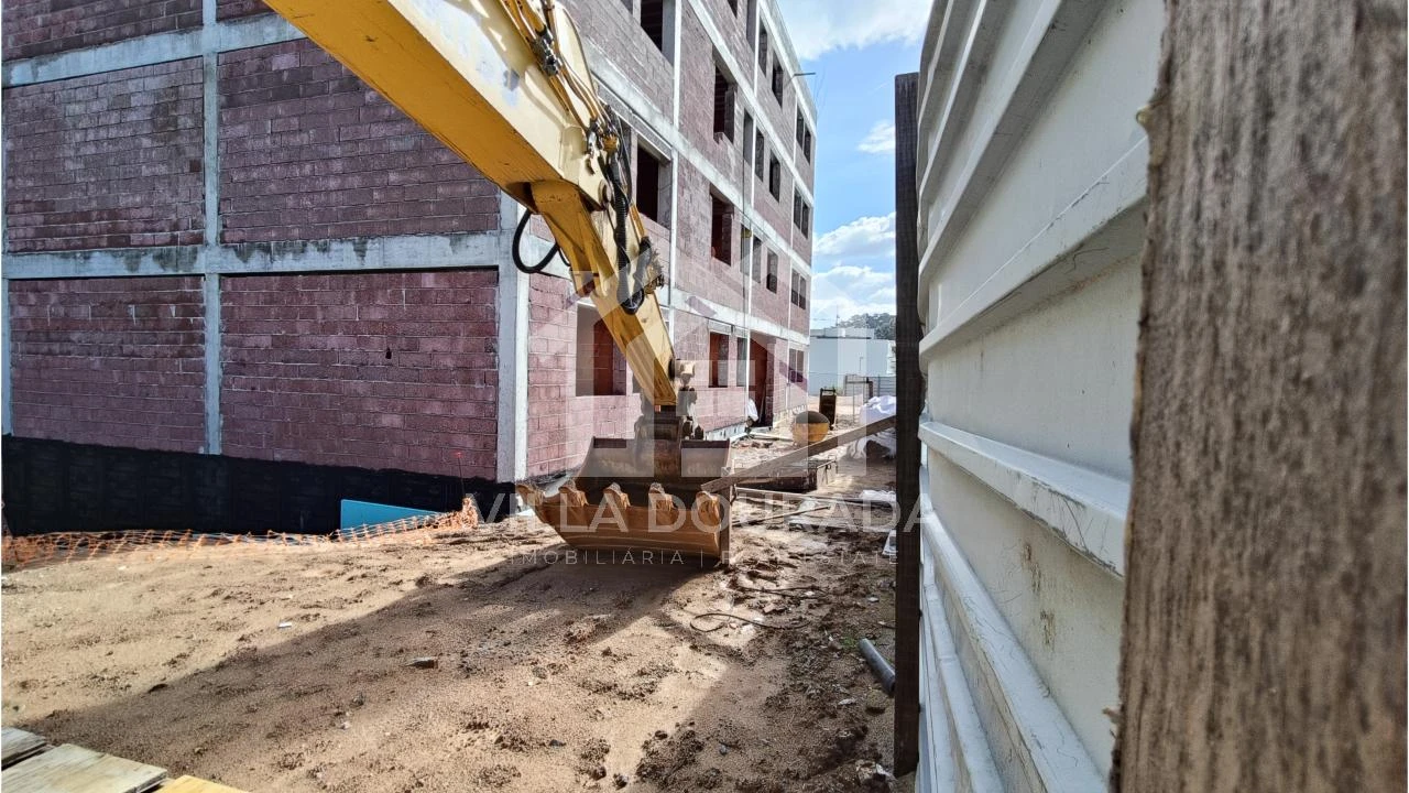 Apartamento T1 para Venda em Canelas Foto 4
