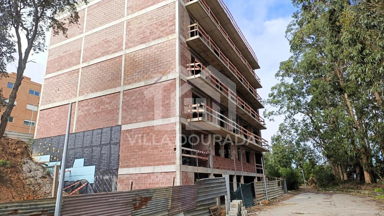 Apartamento T1 para Venda em Canelas Foto 5