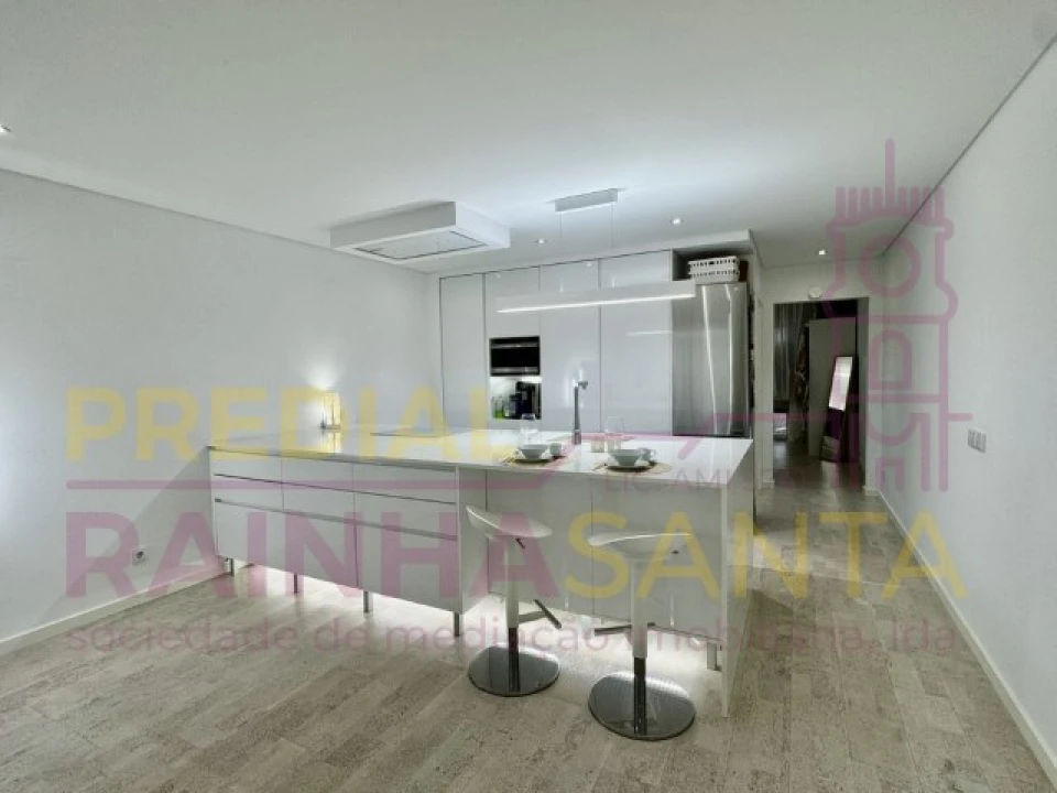 Apartamento T1 para Venda em Buarcos Foto 10