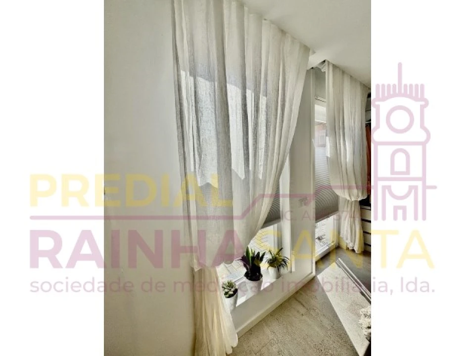 Apartamento T1 para Venda em Buarcos Foto 9