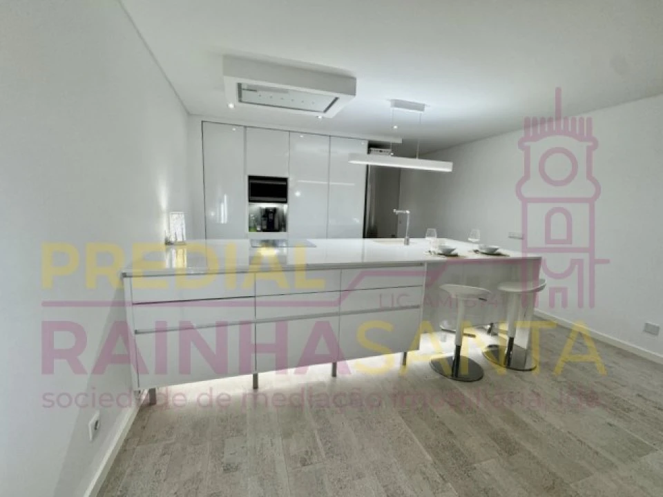 Apartamento T1 para Venda em Buarcos Foto 8