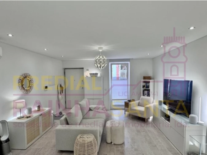 Apartamento T1 para Venda em Buarcos Foto 1