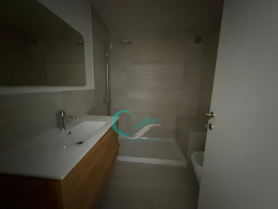 Apartamento T2 para Venda em Almada, Cova da Piedade, Pragal e Cacilhas Foto 14