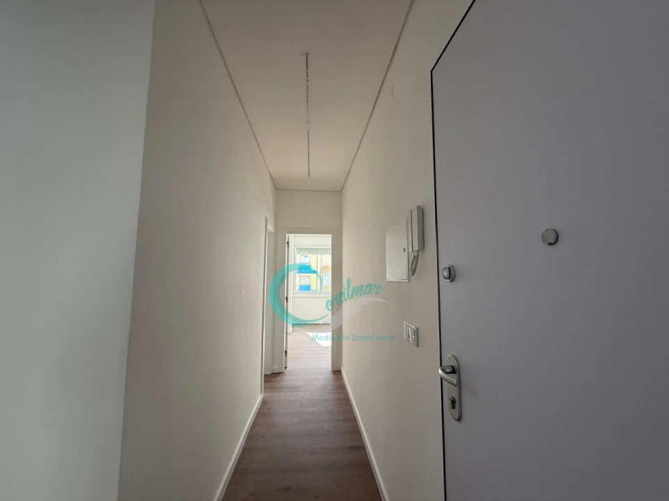 Apartamento T2 para Venda em Almada, Cova da Piedade, Pragal e Cacilhas Foto 27