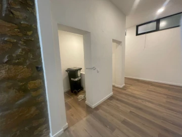 Loja para Arrendamento em Penha de França