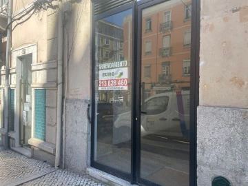 Loja para Arrendamento em Penha de França