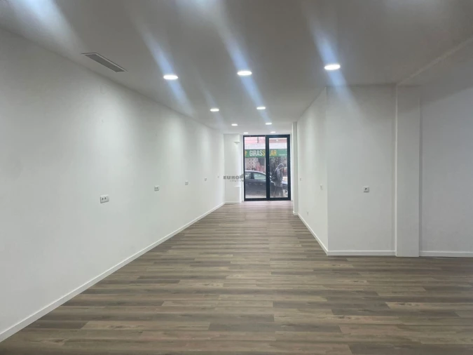 Loja para Arrendamento em Penha de França Foto 9