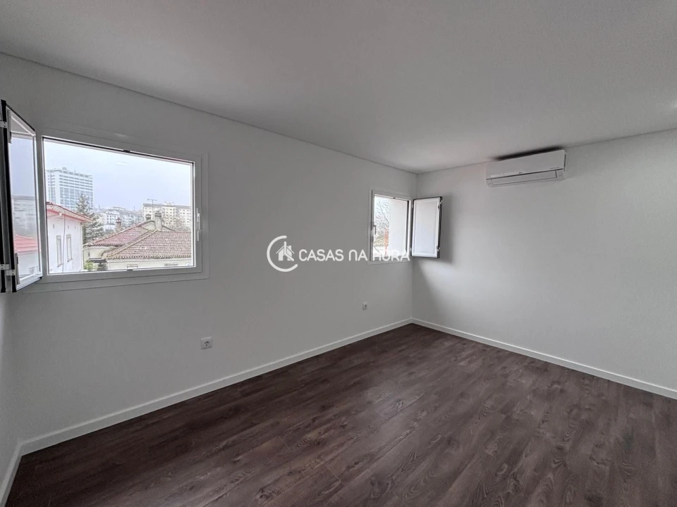 Apartamento T2 para Arrendamento em Viseu Foto 5