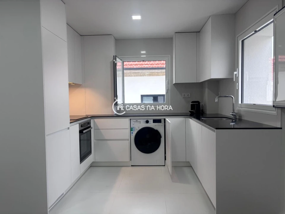 Apartamento T2 para Arrendamento em Viseu Foto 3
