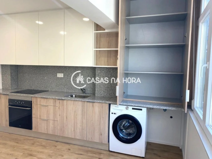 Apartamento T2 para Arrendamento em Almada, Cova da Piedade, Pragal e Cacilhas Foto 5