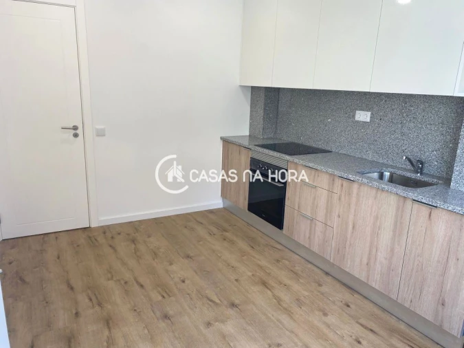 Apartamento T2 para Arrendamento em Almada, Cova da Piedade, Pragal e Cacilhas Foto 7