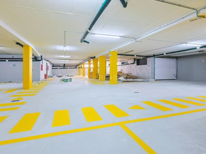 Apartamento T1 para Venda em Costa da Caparica Foto 27