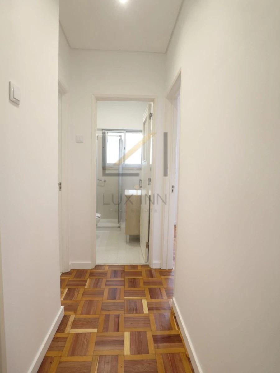 Apartamento T3 para Venda em Águas Livres Foto 14