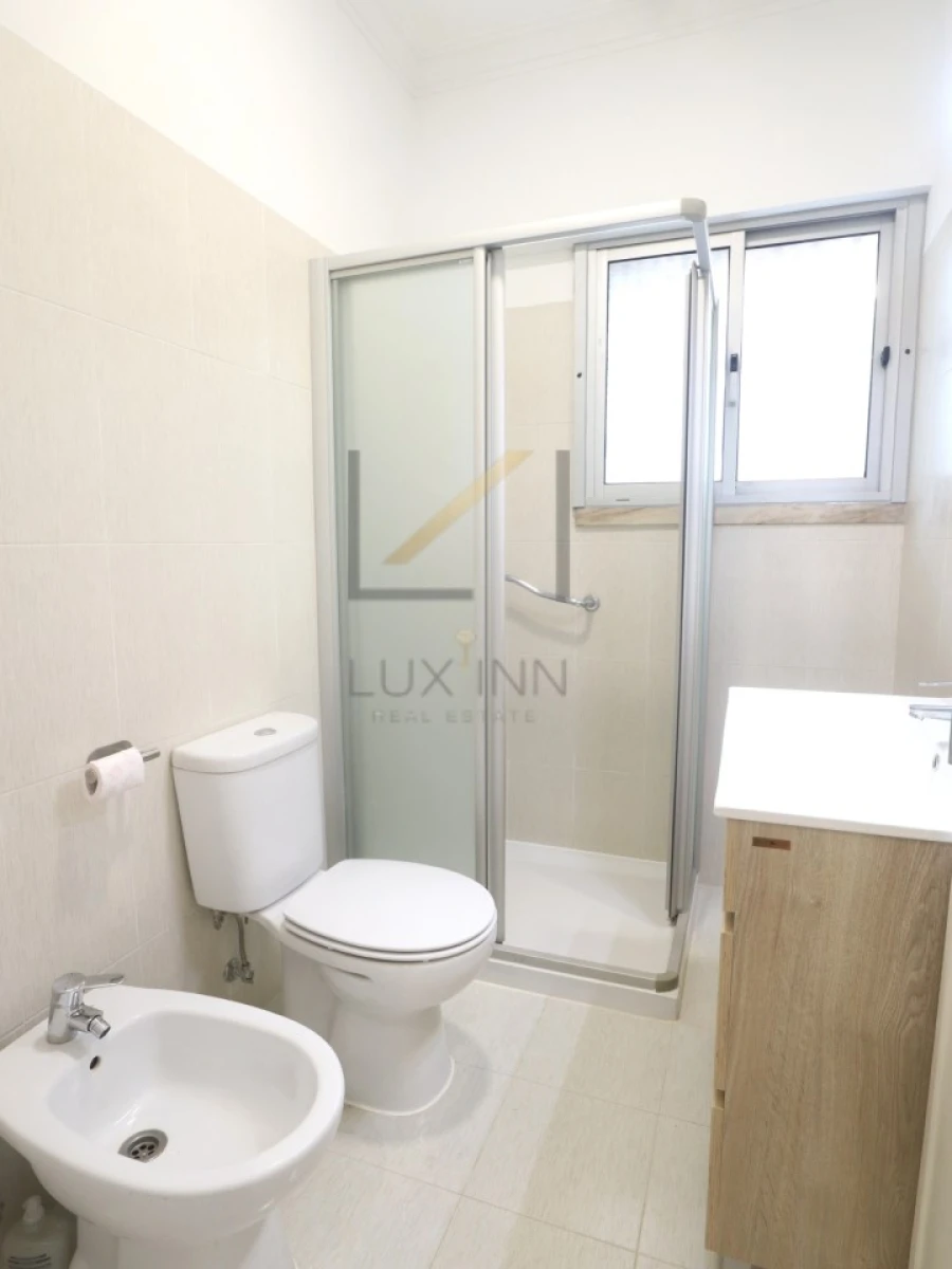 Apartamento T3 para Venda em Águas Livres Foto 19