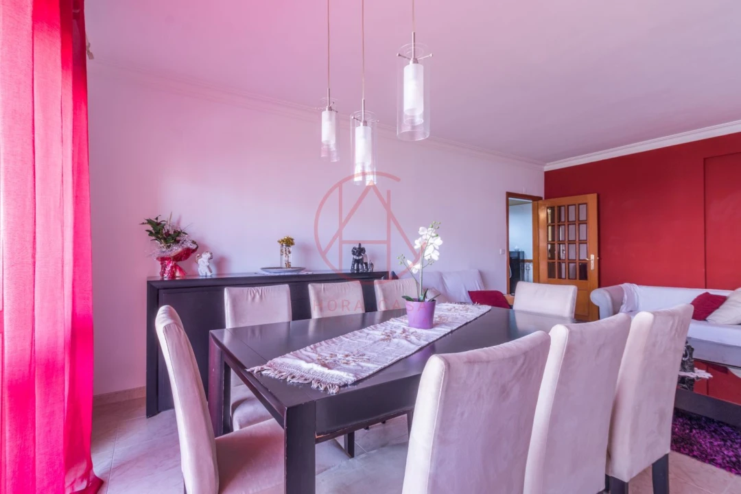 Apartamento T2 para Venda em Póvoa de Santa Iria e Forte da Casa Foto 8