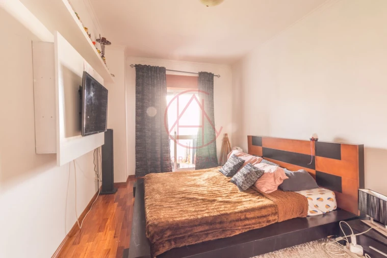 Apartamento T2 para Venda em Póvoa de Santa Iria e Forte da Casa Foto 22