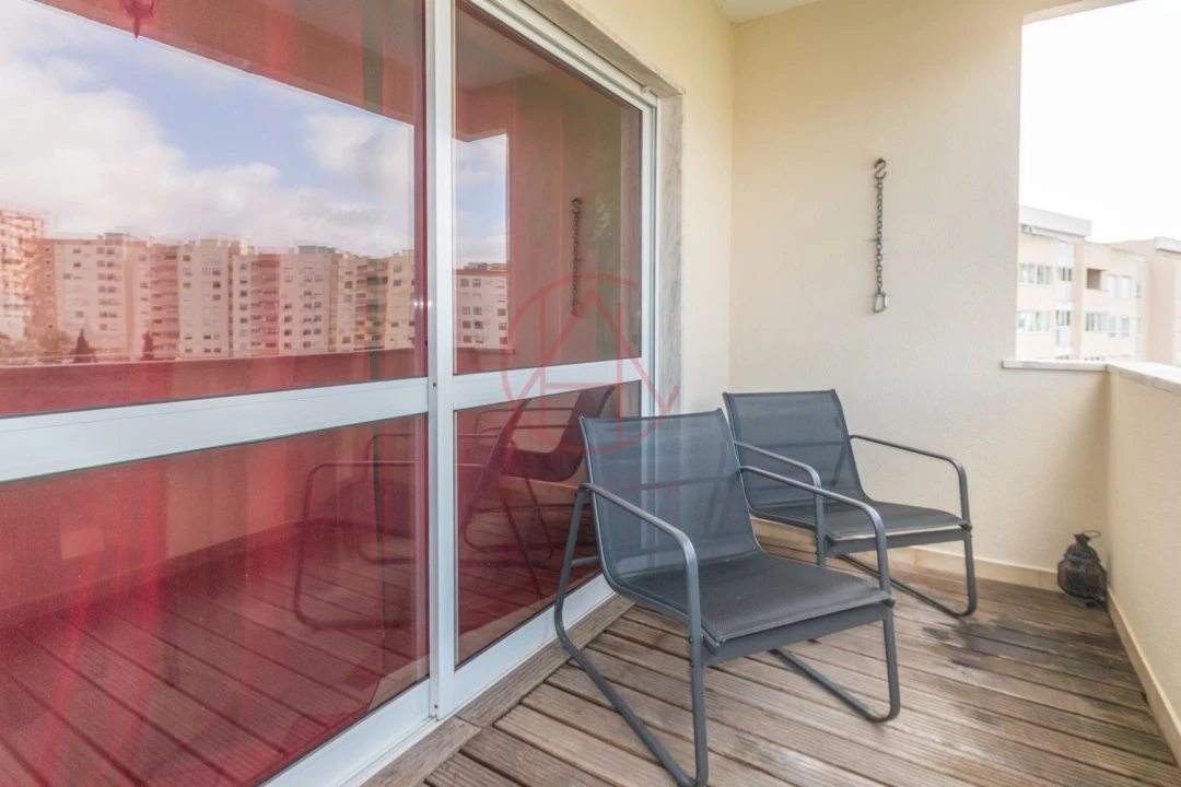 Apartamento T2 para Venda em Póvoa de Santa Iria e Forte da Casa Foto 14