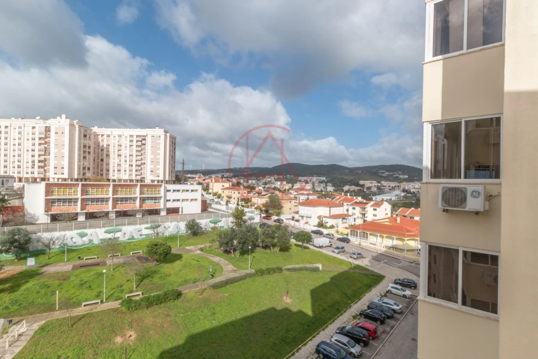 Apartamento T2 para Venda em Póvoa de Santa Iria e Forte da Casa Foto 11