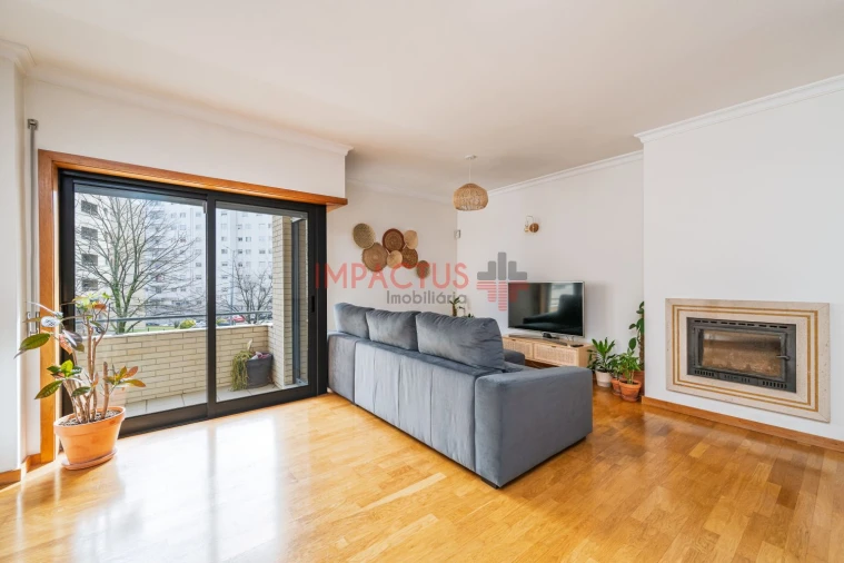 Apartamento T3 para Venda em Rio Tinto Foto 2